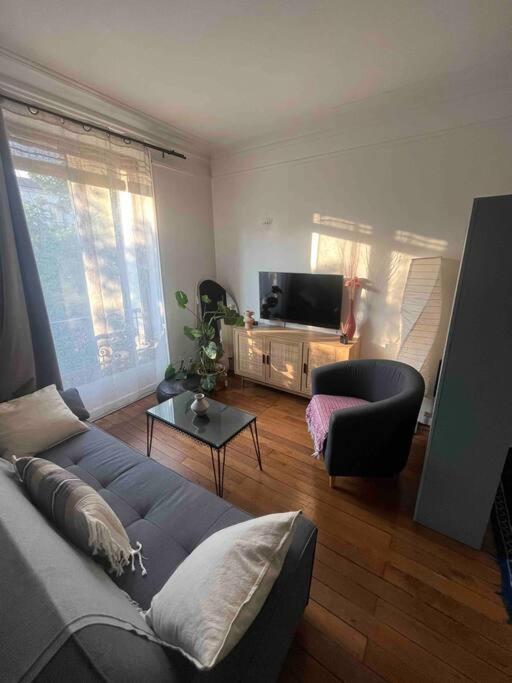Charmant Appartement Proche Paris Сент-Уан Экстерьер фото