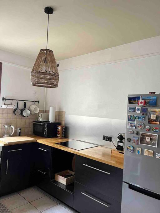 Charmant Appartement Proche Paris Сент-Уан Экстерьер фото